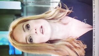 Sarah Jane Mee jiggling clevage 