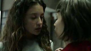 Besos Lesbianas
