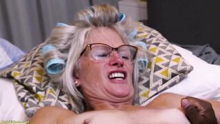 squirting 68 years old grandma fist fucked