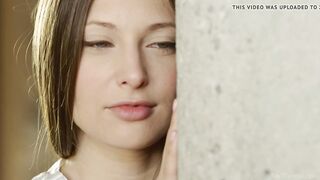 Talia Mint massages Lena Love