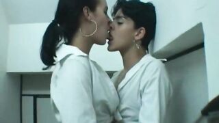 Lizandra prefer kissing homosexuals instead study calculus