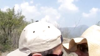 3 Scene anziane e ragazze fanno sesso anale con cazzi duri