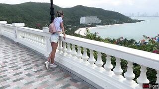 Public Dick Flashing on the Ferris wheel - Stranger Girl Help me Cum in her Mouth