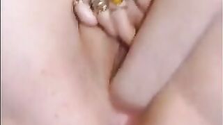 BBW mature with pirced pussy - huge piercing rings hanging