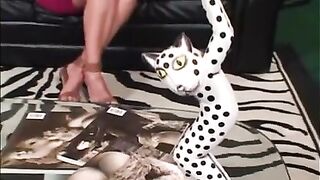 Old MILFs & Young Lesbians - Great Pussy Eaters