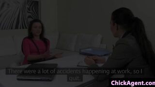 Les female agent pussylicked until orgasm