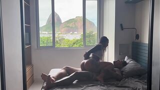 FuckingPussy com creampie na turista do Rio - completo no sheer
