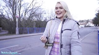 Public Agent British tourist Gina Varney sucks Czech dick
