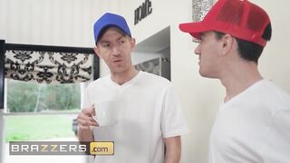 BRAZZERS - Louise Lee Rewards The Housepainters She Hired With A Chance To Paint Her Face With Cum