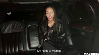 A Beautiful Daddy’s Girl Fucked In A Limo For Fun While Talking On The Phone !!!