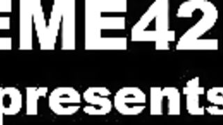 Fisting lesbians Vinna Reed and Lili Lou