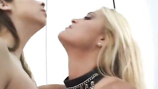 Mature lesbian fuck hairy teen with dildo