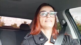 Married woman and delivery driver catches passenger masturbating from behind!