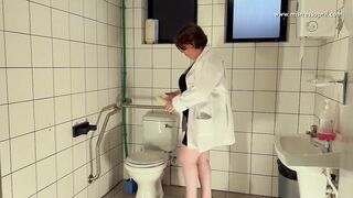 Dominatrix Mistress April - Sexy ebony Pam meets Mistress April