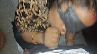 Pinky Bhabhi took her brother-in-law's penis, took out the juice and kept it in her mouth all night