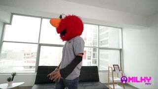 Elmo shoves a big ass Venezuelan woman up the ass