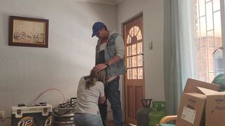 Watching how random pizza guy fuck my wife in the ass