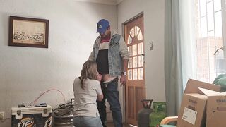 Watching how random pizza guy fuck my wife in the ass