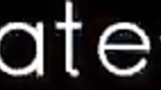 Einbrecher macht alles was er will