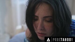 Pregnant Babe Gets Gangbang Creampies