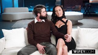 WIFEY BBC Crazy Hotwife Alyx Urie Loves To Put On A Show For Hubby
