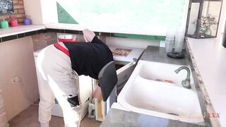 AuntJudysXXX - Horny MILF on Holiday JoJo Seduces the Waiter