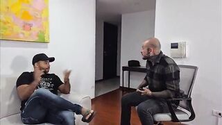 ORGIA BISEXUAL - 3 chicas follan despues de salir de discoteca en MEDELLIN (colombianas hot)