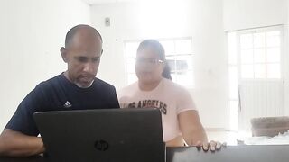 Housewife pays a technician with a good blowjob and a hard and delicious fuck while her husband works