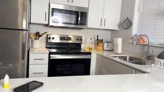 I bake a cake and let my boyfriend eat it off my ass for 50K subscribers!