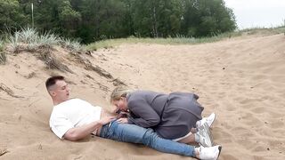 Public blowjob on the beach with a stranger