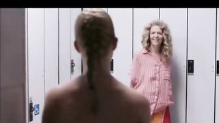Workin' moms s2e3 lesbian scene Aviva Mongillo Juno Rinaldi