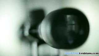 Facesitting babe squirts on dykes face 