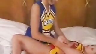 Cheerleaders Scissor