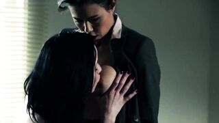 Security agent catches hardly a girl