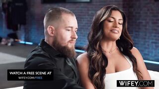 WIFEY Gorgeous Hotwife Karina Valentina Gets Fucked Hard While Hubby Watches