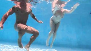 UNDERWATER FUCK GOLDEN SHOWER FACIAL for AUSTRALIAN CHICK
