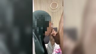 Malay Girl Performs At Hotel With Boyfriend