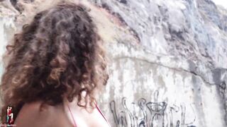 Influencer fucks on the cliffs with two hands in her ass
