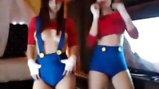 Lesbian Mario Girls Having Fun - Sexy Cosplay Outfits webcam