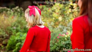 Busty stepmommy fingering teen pussy 