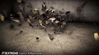 Mature Cougar Eating Young Lesbian Ass