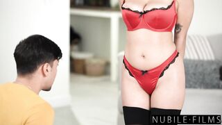 Big Tit Hailey Rose Says, "drink Up, You Need to Be Hydrated for when You Bre...