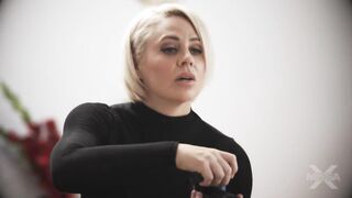stepmom Sarah and the photoshoot incident