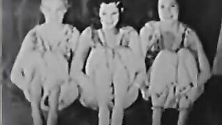 1920s Vintage Porn Threesome - Vintage Lesbian Threesome - 1920s-30s - Lesbian Porn Videos