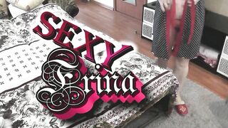 Massage. Masseur gives massage at home sexy MILF in front of her husband. Woman cum from massage and squirt. Massage wet pussy Ass perfect Milf. Mature. Massage parlor. Fingering. Handjob. Squirting