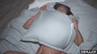 Ebony Slut Gets Huge Creampie