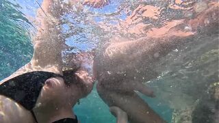 Under Water Sex with Hot Milf