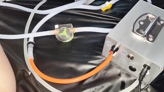 Enema machine and inflatable nozzle are filling my ass