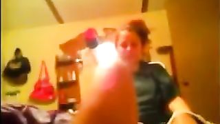 Amateur lesbian eating pussy