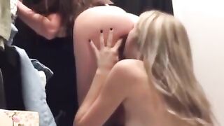 Chicks In The Changing Room